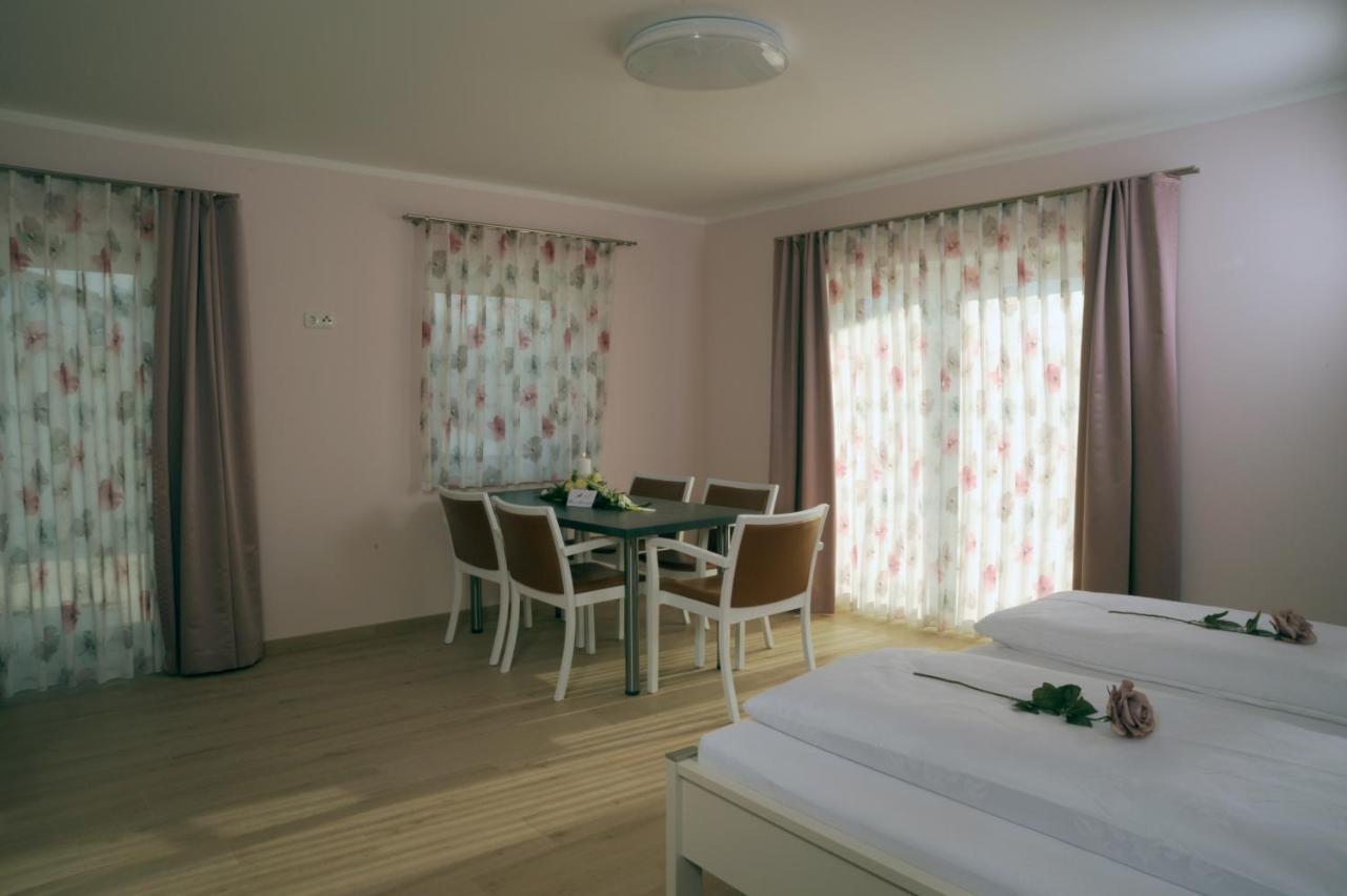 Pension Lerchenfeld Schongau Esterno foto